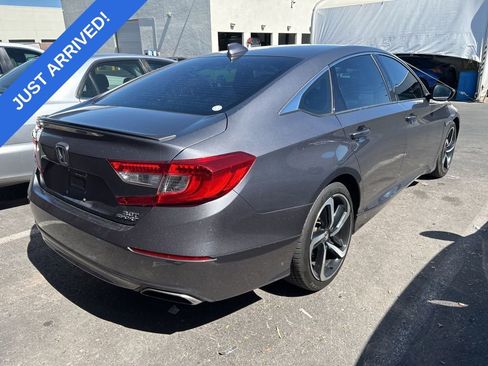 Used 2018 Honda Accord Sport image 3