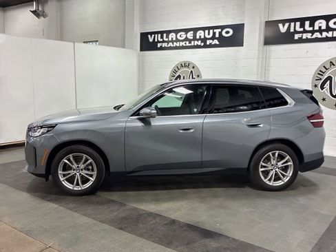 Used 2025 BMW X3 xDrive30i w/ Premium Package AWD/4WD image 4