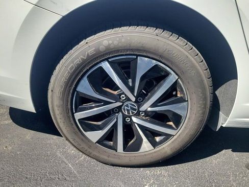 Certified 2024 Volkswagen Jetta S FWD image 3