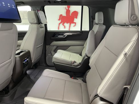 New 2026 GMC Yukon XL Elevation w/ Elevation Premium Package RWD image 13