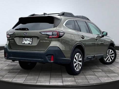 Used 2021 Subaru Outback Premium AWD/4WD image 6