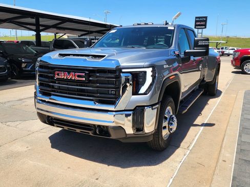 New 2026 GMC Sierra 3500 Pro AWD/4WD image 7