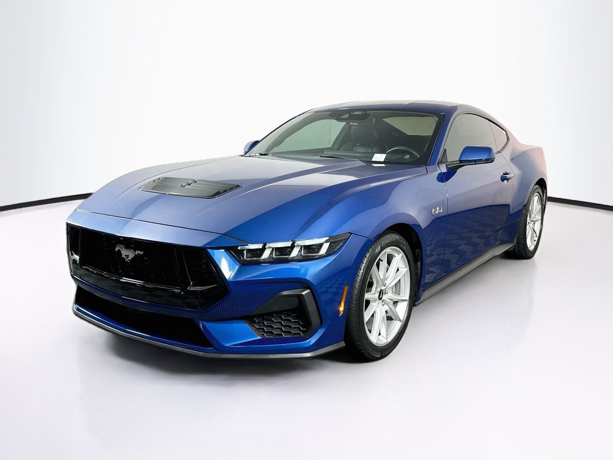Used 2024 Ford Mustang GT Premium RWD image 3