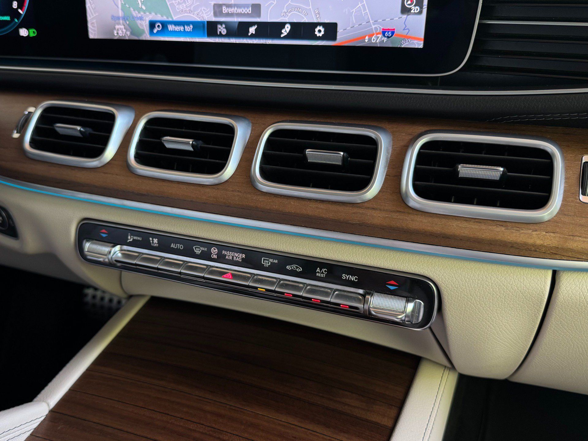Used 2022 Mercedes-Benz GLS 450 4MATIC image 27
