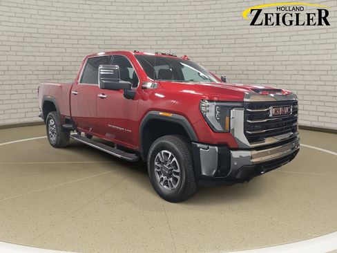 New 2026 GMC Sierra 3500 SLT w/ SLT Premium Package image 3
