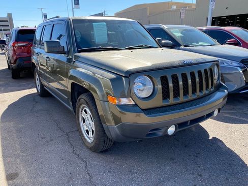 Used 2016 Jeep Patriot Sport w/ Power Value Group image 1