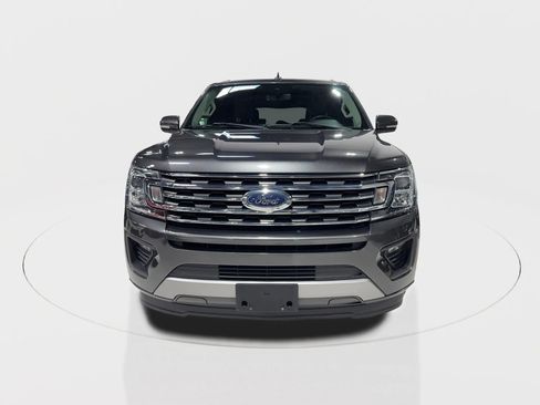 Used 2021 Ford Expedition XLT image 4