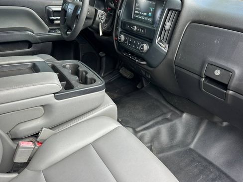 Used 2018 Chevrolet Silverado 2500 W/T w/ WT Fleet Convenience Package AWD/4WD image 12