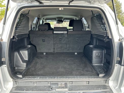 Used 2021 Toyota 4Runner TRD Off-Road AWD/4WD image 26