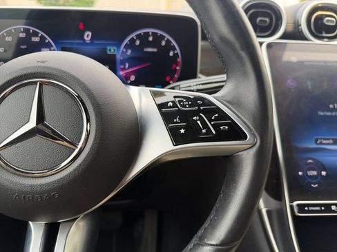 Used 2023 Mercedes-Benz GLC 300 4MATIC image 28