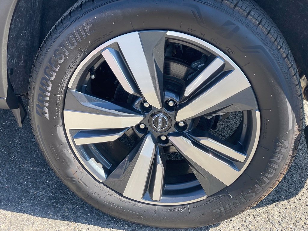 Certified 2023 Nissan Rogue SL w/ SL Premium Package AWD/4WD image 27