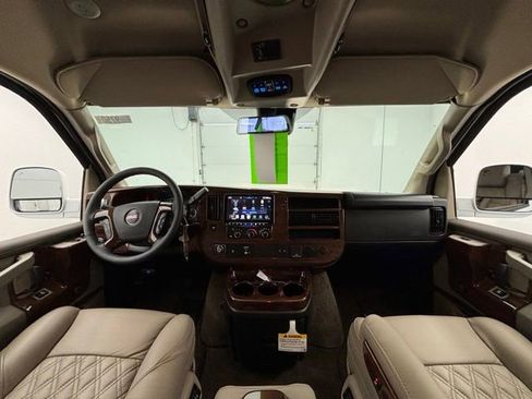 New 2026 GMC Savana 2500 w/ Driver Convenience Package RWD image 27