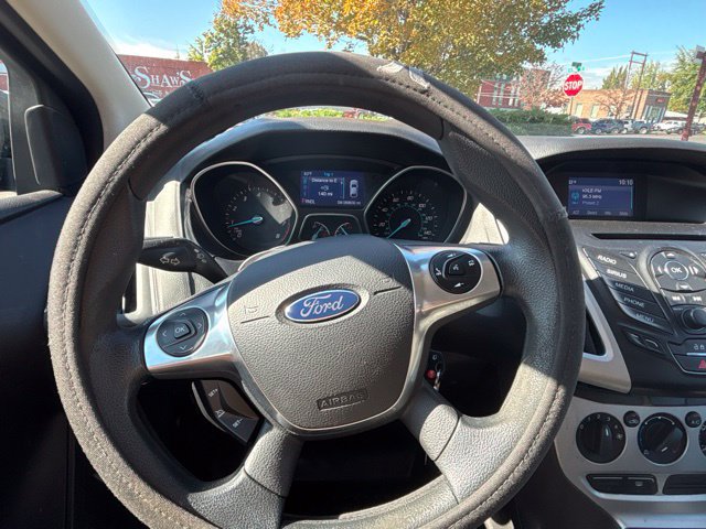 Used 2014 Ford Focus SE FWD image 11