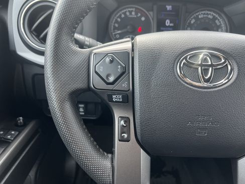 Used 2023 Toyota Tacoma TRD Off-Road w/ Technology Package image 19