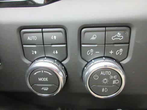 New 2026 GMC Sierra 2500 AT4X AWD/4WD image 17