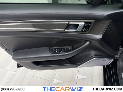 Used 2018 Porsche Panamera Turbo Sport Turismo image 32