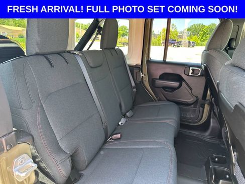 Used 2026 Jeep Wrangler Unlimited Rubicon w/ Xtreme 35 Tire Package AWD/4WD image 31