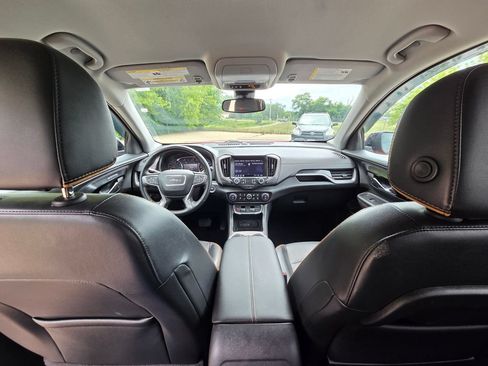 Used 2023 GMC Terrain AT4 AWD/4WD image 35