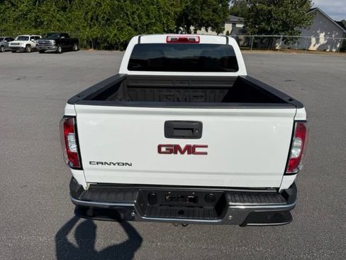Used 2020 GMC Canyon 2WD Crew Cab w/ Convenience Package image 5