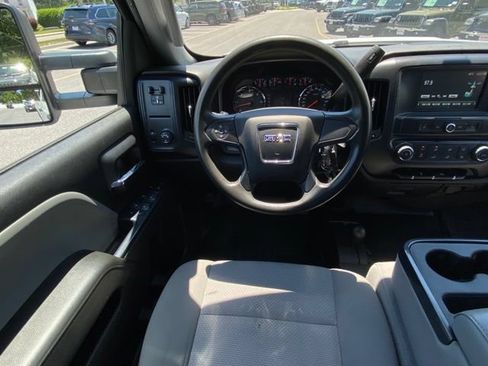 Used 2018 GMC Sierra 2500 4x4 Double Cab w/ Sierra Convenience Package image 28