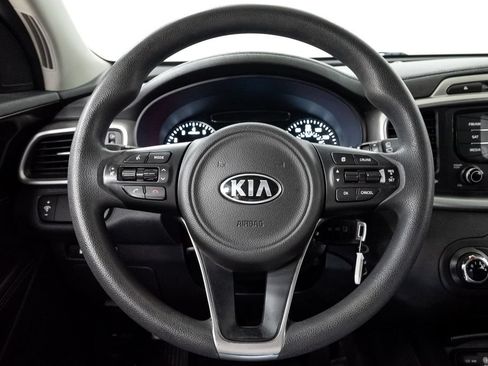 Used 2016 Kia Sorento FWD image 13