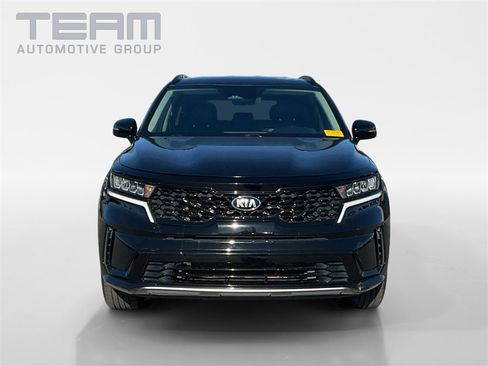 Used 2021 Kia Sorento S image 2