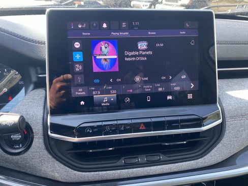 Certified 2022 Jeep Compass Latitude image 26