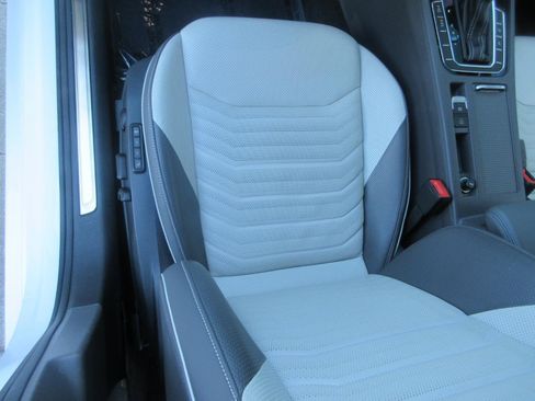 Used 2023 Volkswagen Arteon SEL Premium AWD/4WD image 12