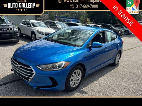 Used 2017 Hyundai Elantra SE FWD image 1