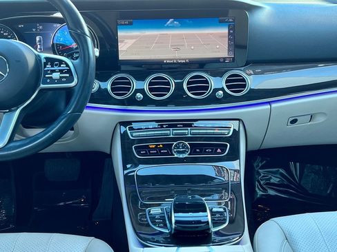 Used 2019 Mercedes-Benz E 300 image 40