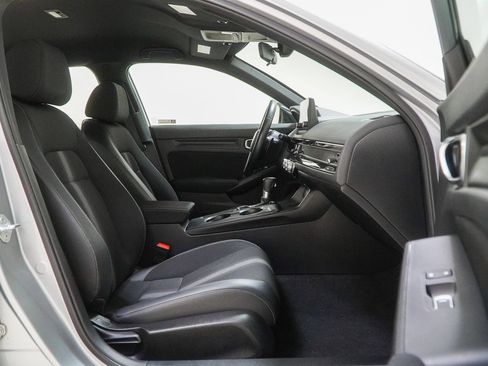 Used 2023 Honda Civic Sport image 31