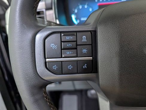 Used 2025 Ford F150 Lariat w/ Equipment Group 501A Mid image 21