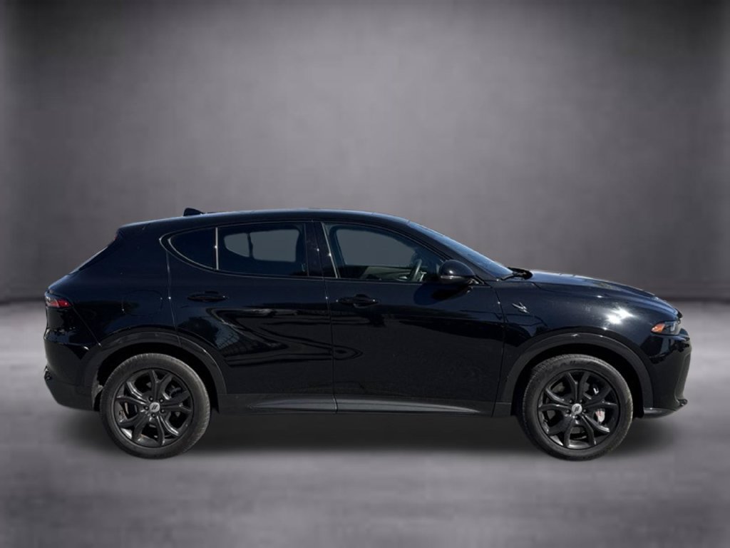 Used 2024 Dodge Hornet R/T Plus w/ R/T Blacktop Package AWD/4WD image 3