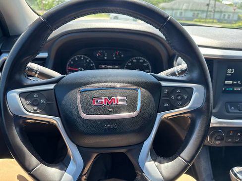 Used 2019 GMC Acadia SLE FWD image 14
