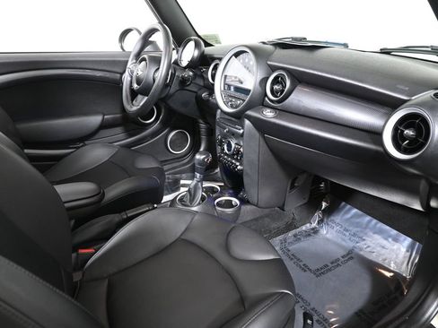 Used 2015 MINI Cooper S image 31