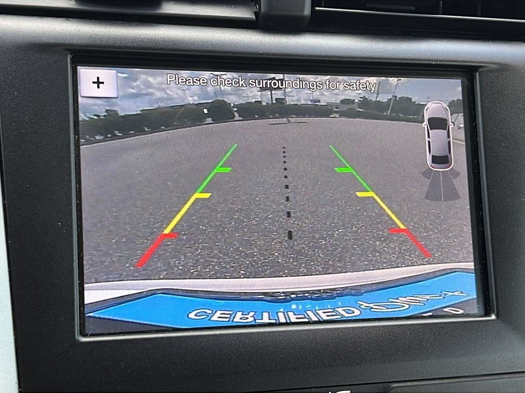 Used 2019 Ford Fusion SE FWD image 16