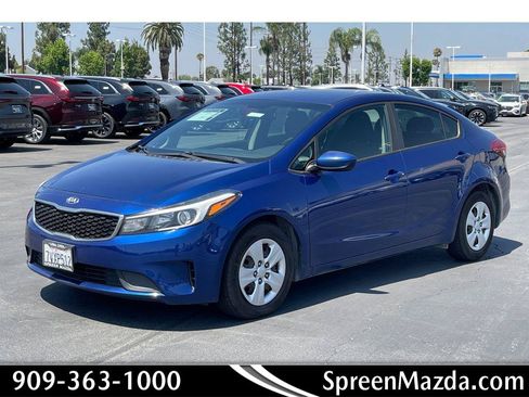 Used 2017 Kia Forte LX FWD image 1
