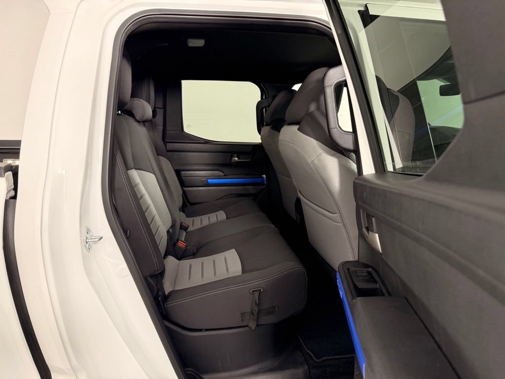 Certified 2025 Toyota Tacoma TRD Off-Road AWD/4WD image 19