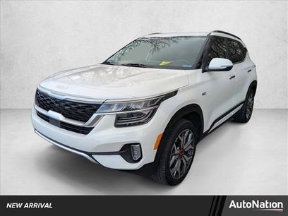 Used 2023 Kia Seltos SX w/ SX Sunroof Package