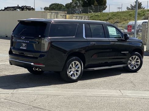 New 2026 Chevrolet Suburban Premier image 13