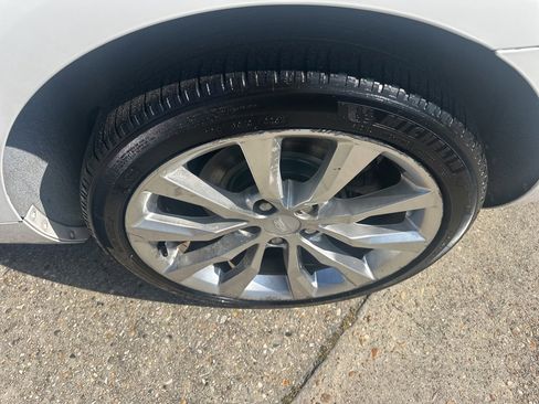 Used 2016 Cadillac XTS Luxury image 17