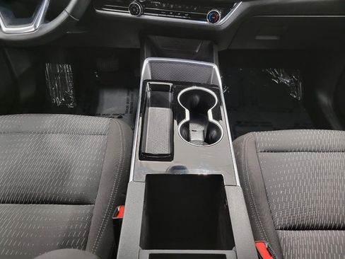 Used 2025 Chevrolet Equinox LT image 18