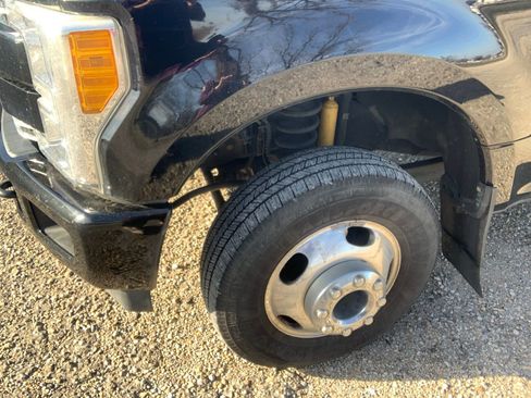 Used 2017 Ford F350 Lariat w/ Lariat Ultimate Package image 11