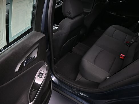 Used 2020 Chevrolet Malibu LS FWD image 17