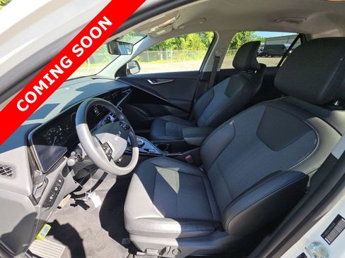 Used 2023 Kia Niro Wind w/ Wind Preserve Package FWD image 6