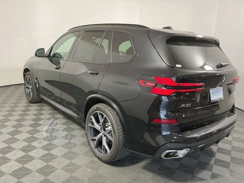 New 2026 BMW X5 xDrive40i w/ M Sport Package image 4