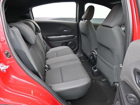 Certified 2022 Honda HR-V Sport image 30