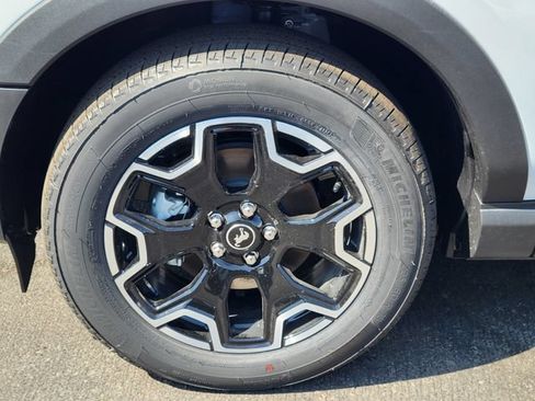 New 2026 Ford Bronco Sport Outer Banks AWD/4WD image 5