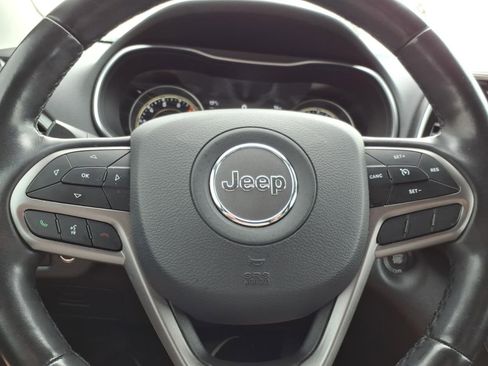 Used 2020 Jeep Cherokee Limited AWD/4WD image 21