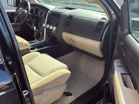 Used 2011 Toyota Tundra SR5 image 14